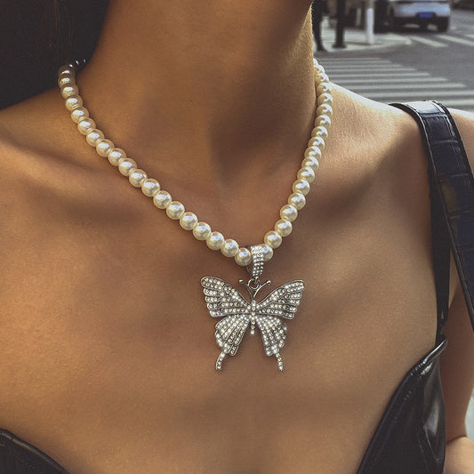 Imitation pearl necklace, butterfly pendant with diamonds, simple personality, versatile accessories